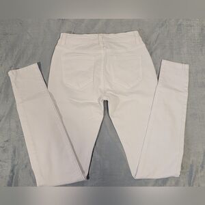 Encore Jeans Women's Bright White Skinny Jeans